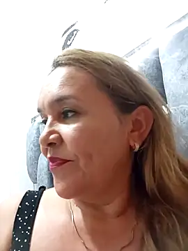 charlotte milf30 online show from 04/16/26, 12:55