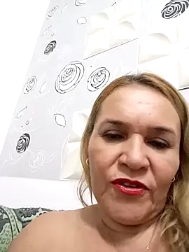 charlotte milf30 online show from 03/19/26, 04:12