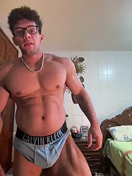 Valentinacouple online show from 06/01/26, 03:18
