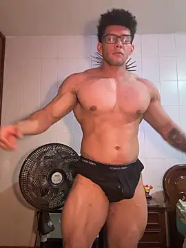 Valentinacouple online show from 06/08/26, 01:22
