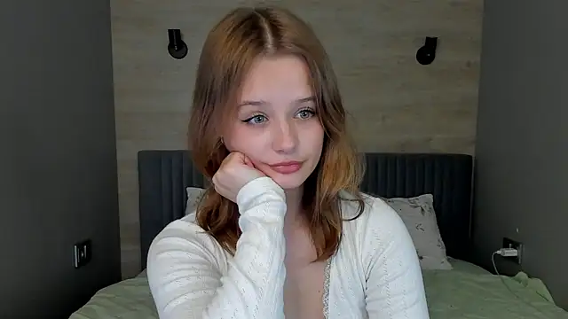 Mary Phoenix online show from 06/13/26, 09:02