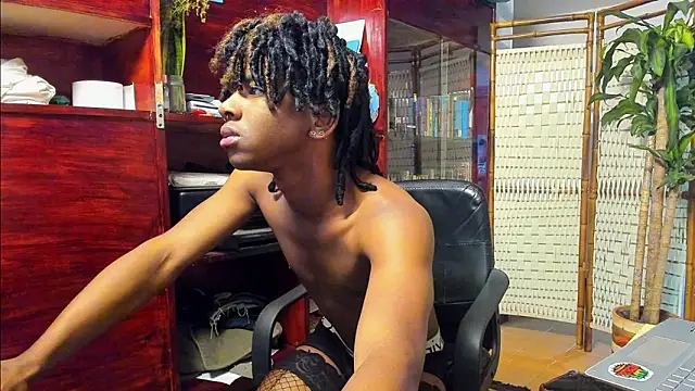 Mashall lee online show from 03/26/26, 06:06