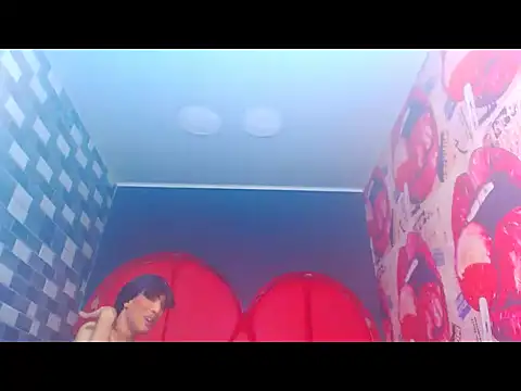 Snapshot of charlottxjuless chatting on 02/25/26, 02:28 charlottxjuless online show from 02/25/26, 02:28