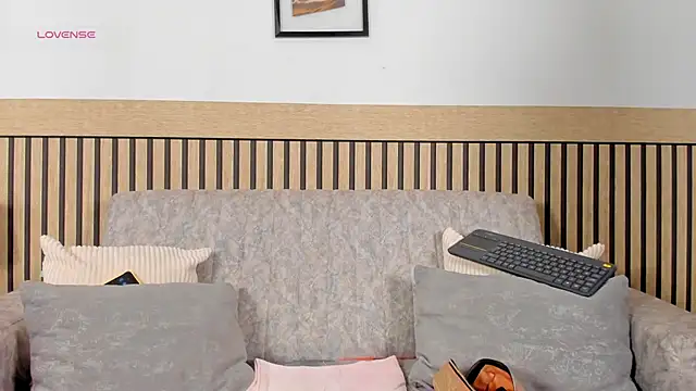 saori katsumi  online show from 03/19/26, 10:59