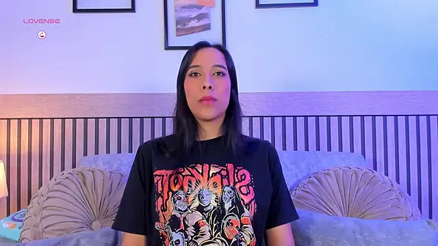 saori katsumi  online show from 02/24/26, 11:00