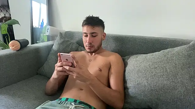 Snapshot of Heytincho chatting on 03/01/26, 09:59 Heytincho online show from 03/01/26, 09:59