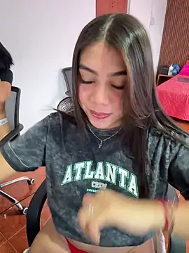 Luna rousse26 online show from 03/05/26, 12:24