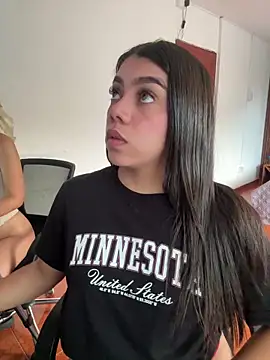 Luna rousse26 online show from 04/06/26, 12:28