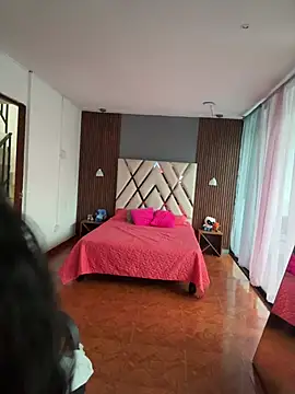 Luna rousse26 online show from 04/17/26, 12:19