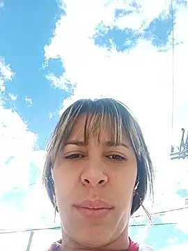 kiki milu online show from 06/01/26, 07:46