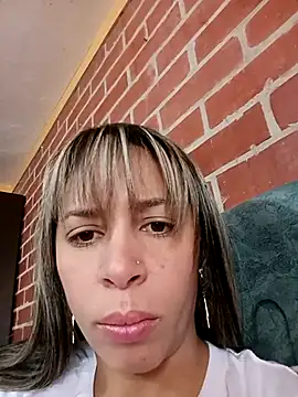 kiki milu online show from 05/02/26, 02:11