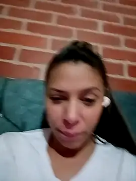 kiki milu online show from 03/23/26, 03:28