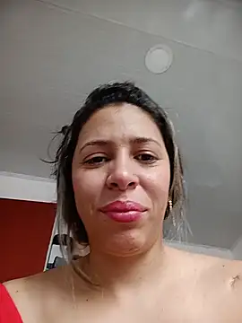 Snapshot of kiki_milu chatting on 07/07/26, 01:25 kiki milu online show from 07/07/26, 01:25