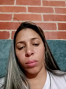 kiki milu online show from 05/01/26, 10:59