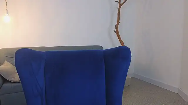 DeliaEffy online show from 04/05/26, 12:45