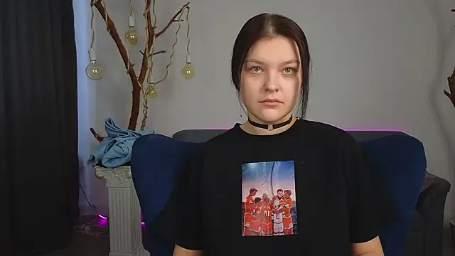 DeliaEffy online show from 03/21/26, 01:15