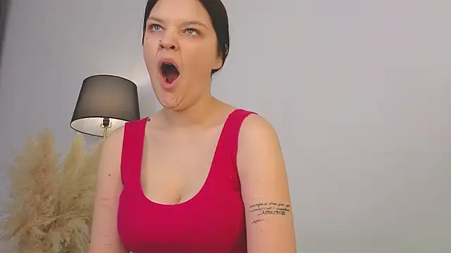 DeliaEffy online show from 02/22/26, 09:27