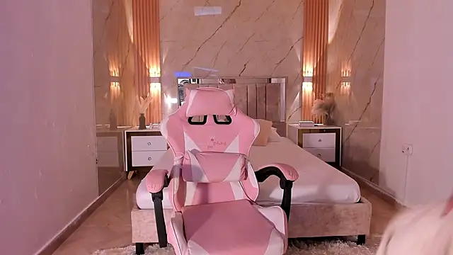 your whore Salome online show from 03/04/26, 06:48