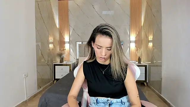 your whore Salome online show from 03/21/26, 06:45