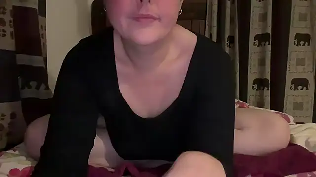 Ewelinababy online show from 02/25/26, 09:58