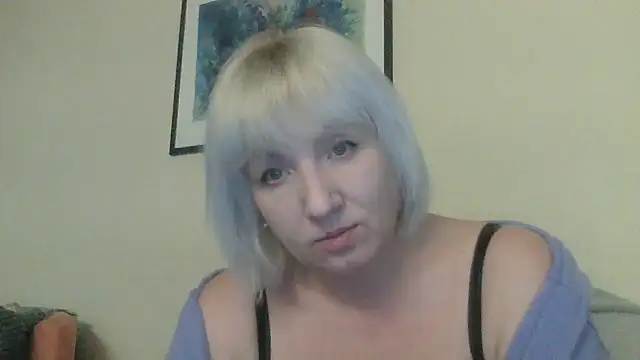 Snapshot of Alena1107 chatting on 02/19/26, 08:28 Alena1107 online show from 02/19/26, 08:28