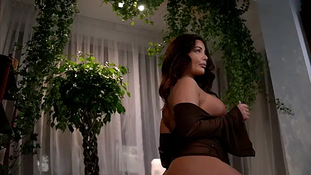 Snapshot of TheMaddisonShow_ chatting on 02/18/26, 03:37 TheMaddisonShow online show from 02/18/26, 03:37