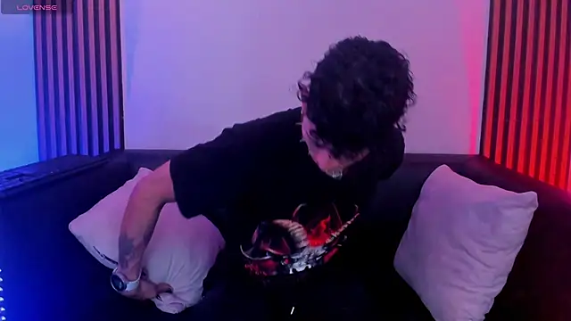 Maximoking26 online show from 05/21/26, 02:31