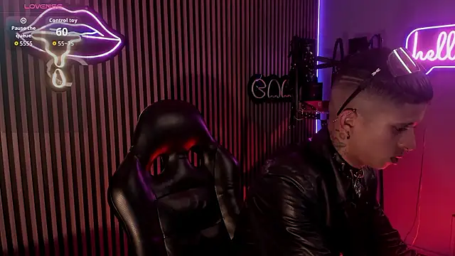 Maximoking26 online show from 03/29/26, 02:13