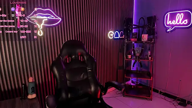 Maximoking26 online show from 04/13/26, 03:43