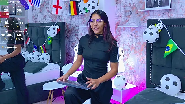 Raven Gloomy online show from 06/30/26, 12:27