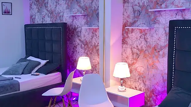 Raven Gloomy online show from 03/31/26, 12:29