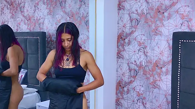 Raven Gloomy online show from 02/24/26, 12:28