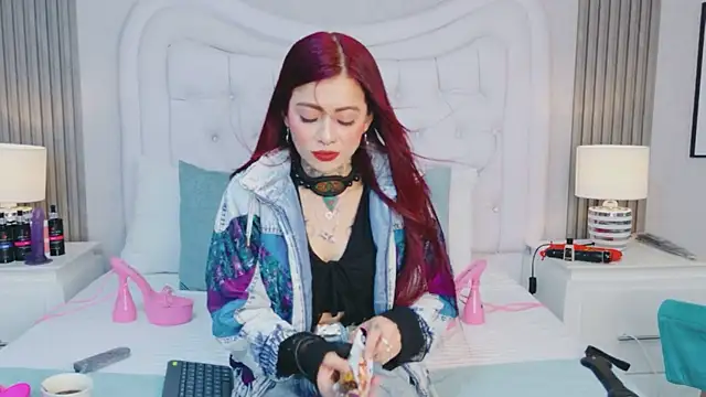 AntonellaEscudero online show from 03/26/26, 07:56