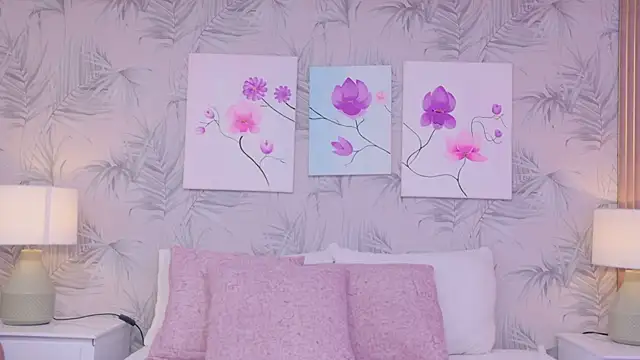 AntonellaEscudero online show from 02/24/26, 07:48