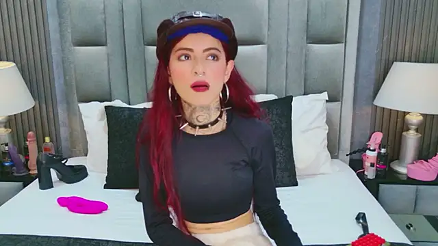 AntonellaEscudero online show from 05/30/26, 03:46