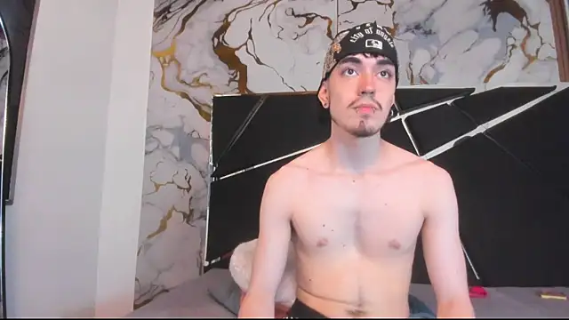 Couple In Heat online show from 03/24/26, 07:36