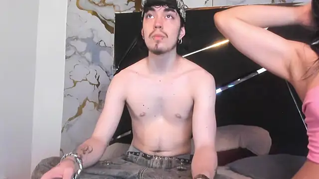 Couple In Heat online show from 03/16/26, 08:44