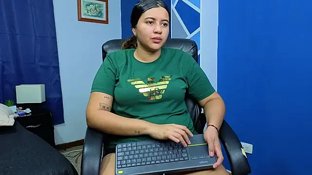 goodgirlxxl online show from 04/13/26, 11:09