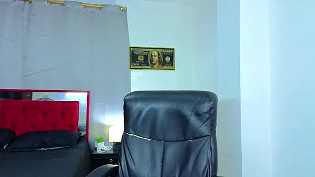goodgirlxxl online show from 06/19/26, 01:11