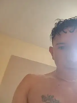 HOTCANINO online show from 02/15/26, 09:14