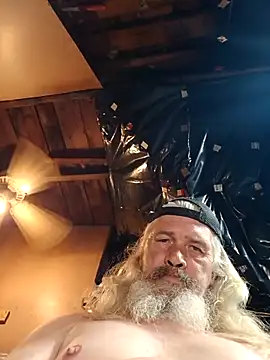 Snapshot of Crazy_Lasko chatting on 03/01/26, 09:59 Crazy Lasko online show from 03/01/26, 09:59