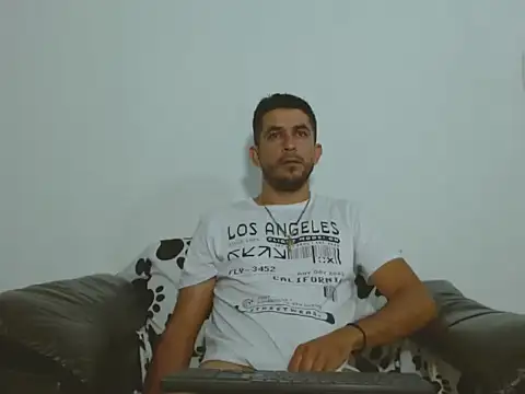 Snapshot of _Grasshopper chatting on 02/28/26, 02:44 Grasshopper online show from 02/28/26, 02:44