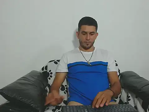 Snapshot of _Grasshopper chatting on 02/24/26, 10:54 Grasshopper online show from 02/24/26, 10:54