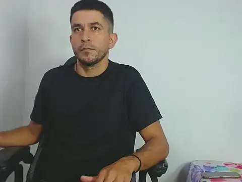 Snapshot of _Grasshopper chatting on 02/21/26, 07:10 Grasshopper online show from 02/21/26, 07:10