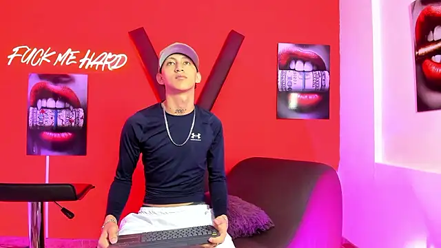 BOYS PLAY online show from 03/15/26, 01:07