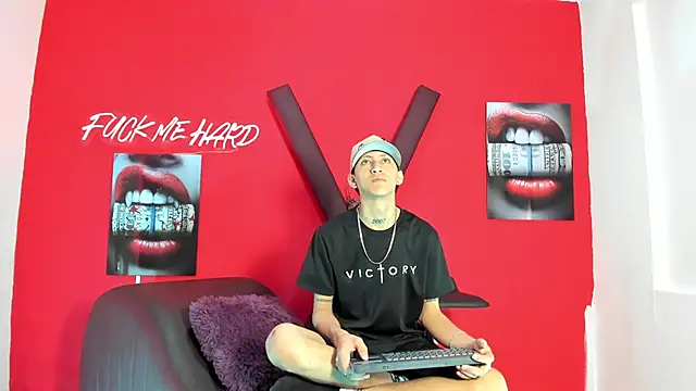 Snapshot of BOYS_PLAY chatting on 02/22/26, 01:24 BOYS PLAY online show from 02/22/26, 01:24