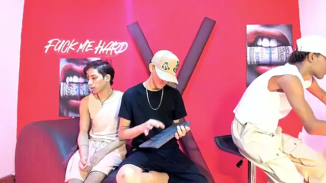 Snapshot of BOYS_PLAY chatting on 02/23/26, 01:12 BOYS PLAY online show from 02/23/26, 01:12