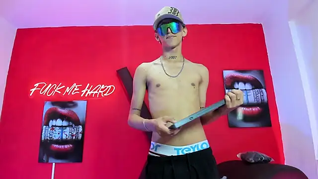 BOYS PLAY online show from 03/22/26, 07:21