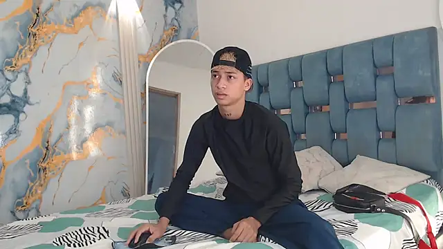 GOLD BOYS online show from 04/20/26, 01:24