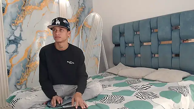 GOLD BOYS online show from 04/24/26, 01:24